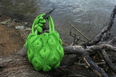 Embossed Leaves Purse