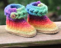 Knit-Look Braid Stitch Booties (Baby Sizes) - Bonita Patterns