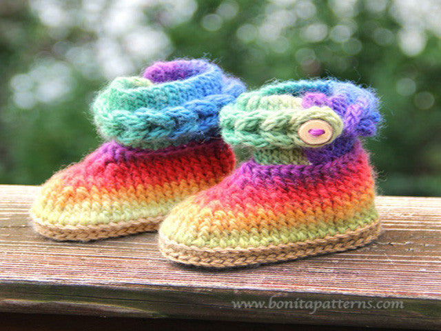 Knit-Look Braid Stitch Booties (Baby Sizes) - Bonita Patterns
