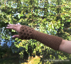 Dragon Gloves Crocodile Stitch Wristwarmers - Bonita Patterns