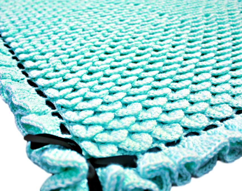 Crocodile stitch blanket hotsell