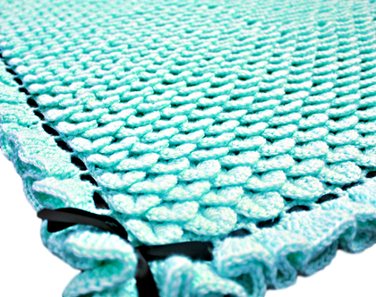 Free Crocodile Stitch Baby Blanket