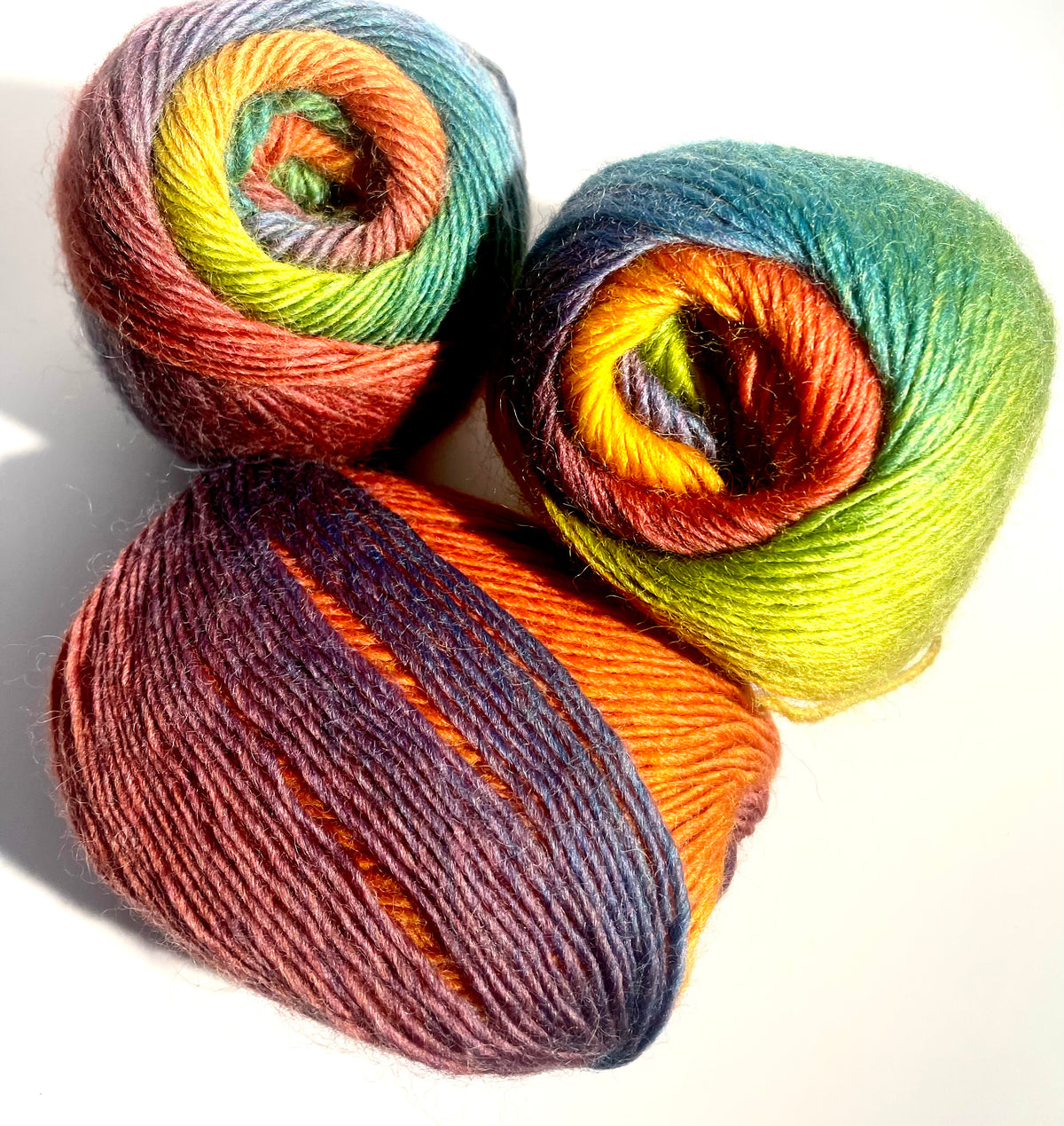 Bonita Yarns - Kaleidoscopic - Rainbow Shadow