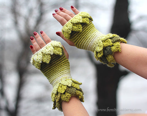 Leafy Fingerless Gloves